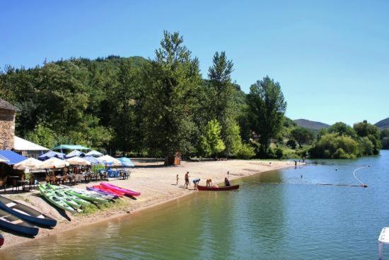 Le Cintrium Bed & Breakfast Viala-du-Tarn Dış mekan fotoğraf