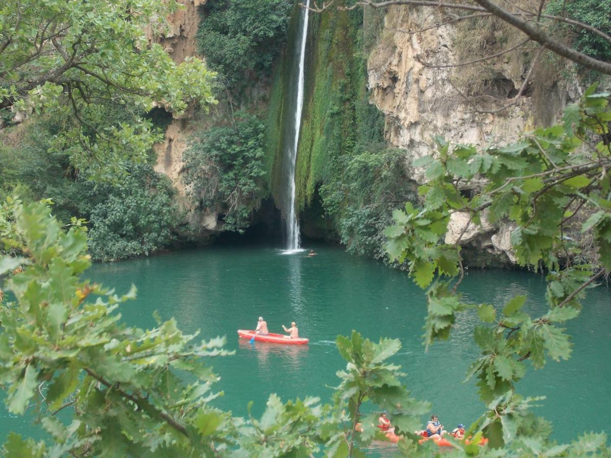 Le Cintrium Bed & Breakfast Viala-du-Tarn Dış mekan fotoğraf